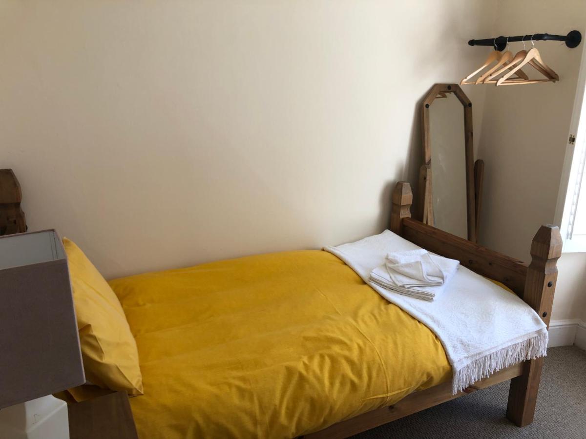 טנבי Giltar Grove Country House מראה חיצוני תמונה
